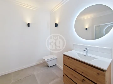 Moradia T4 para Venda em Albufeira e Olhos de Água