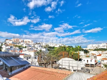 Moradia T4 para Venda em Albufeira e Olhos de Água