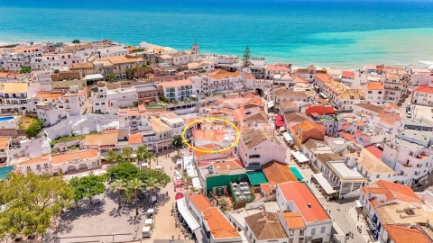 Moradia T4 para Venda em Albufeira e Olhos de Água