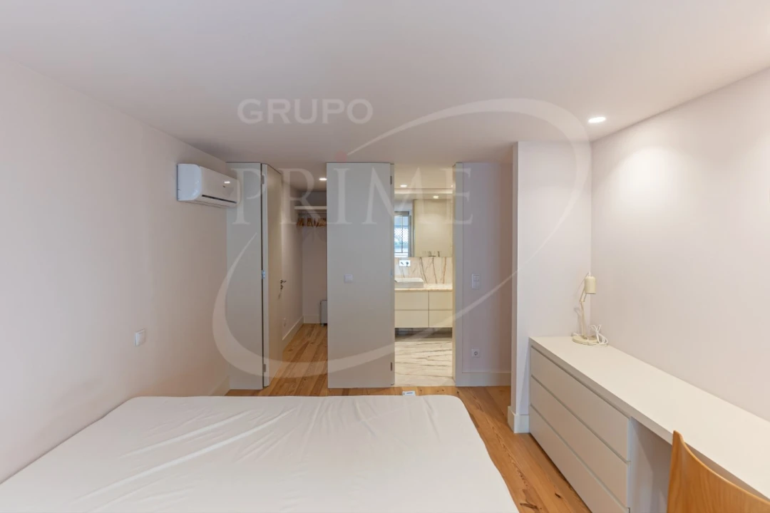 Apartamento para Venda em Cedofeita, Santo Ildefonso, Sé, Miragaia, São Nicolau e Vitória Foto 13