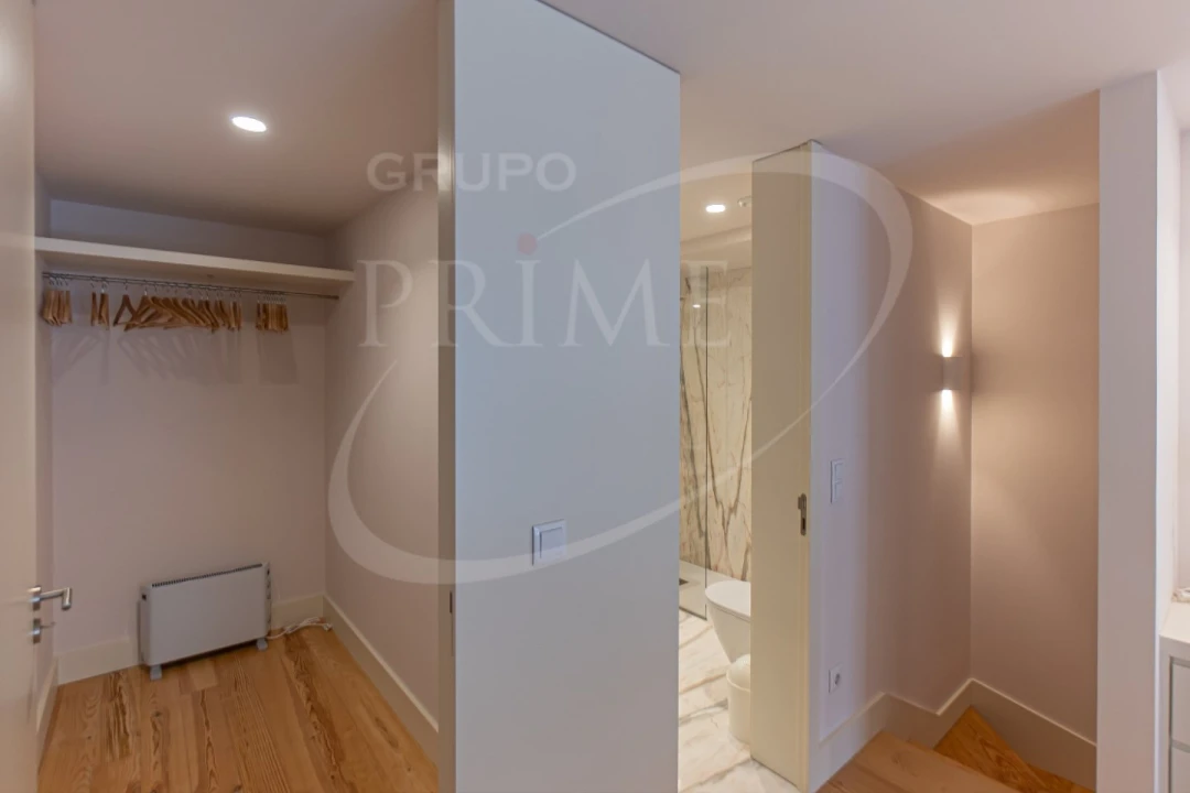 Apartamento para Venda em Cedofeita, Santo Ildefonso, Sé, Miragaia, São Nicolau e Vitória Foto 14