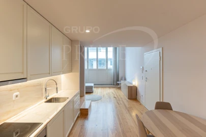 Apartamento para Venda em Cedofeita, Santo Ildefonso, Sé, Miragaia, São Nicolau e Vitória