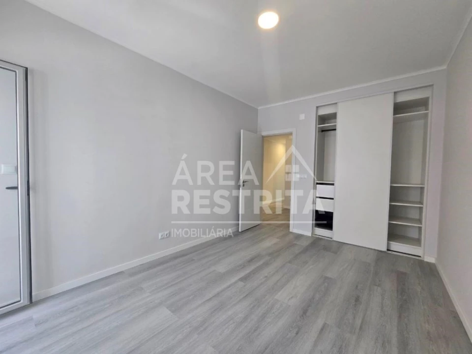 Apartamento T2 para Venda em Oeiras e São Julião da Barra, Paço de Arcos e Caxias Foto 14