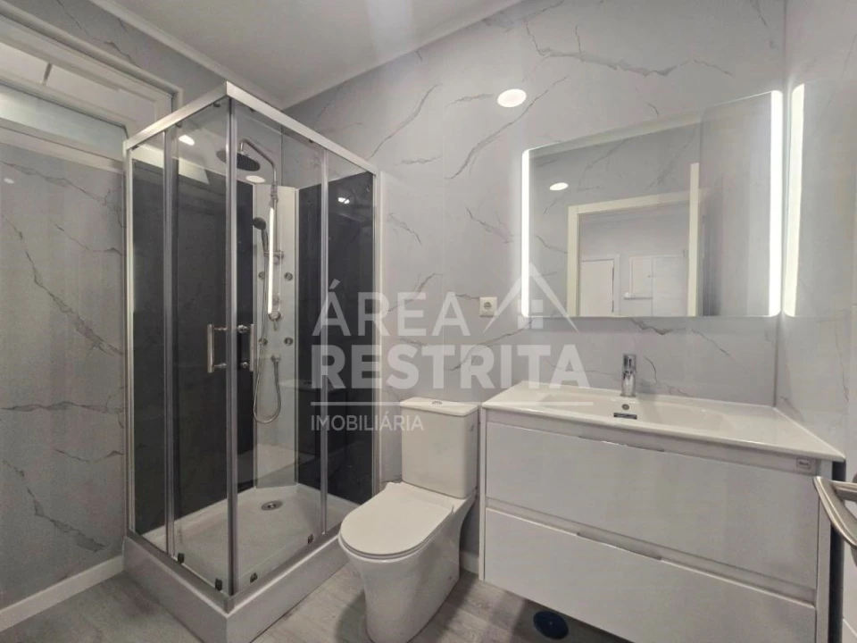 Apartamento T2 para Venda em Oeiras e São Julião da Barra, Paço de Arcos e Caxias Foto 17