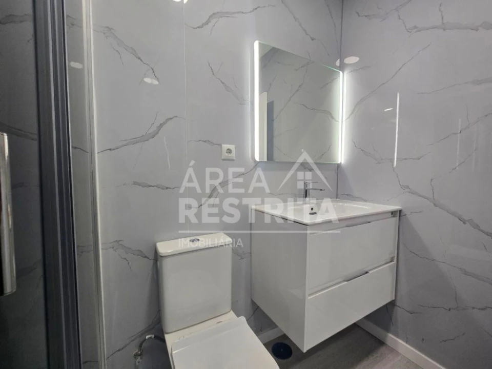 Apartamento T2 para Venda em Oeiras e São Julião da Barra, Paço de Arcos e Caxias Foto 18