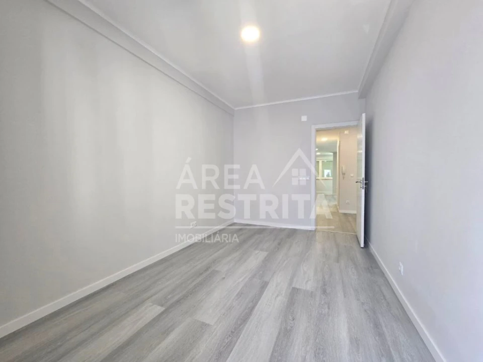 Apartamento T2 para Venda em Oeiras e São Julião da Barra, Paço de Arcos e Caxias Foto 22