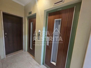 Apartamento T2 para Venda em Oeiras e São Julião da Barra, Paço de Arcos e Caxias