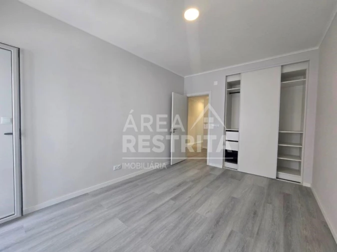 Apartamento T2 para Venda em Oeiras e São Julião da Barra, Paço de Arcos e Caxias Foto 14