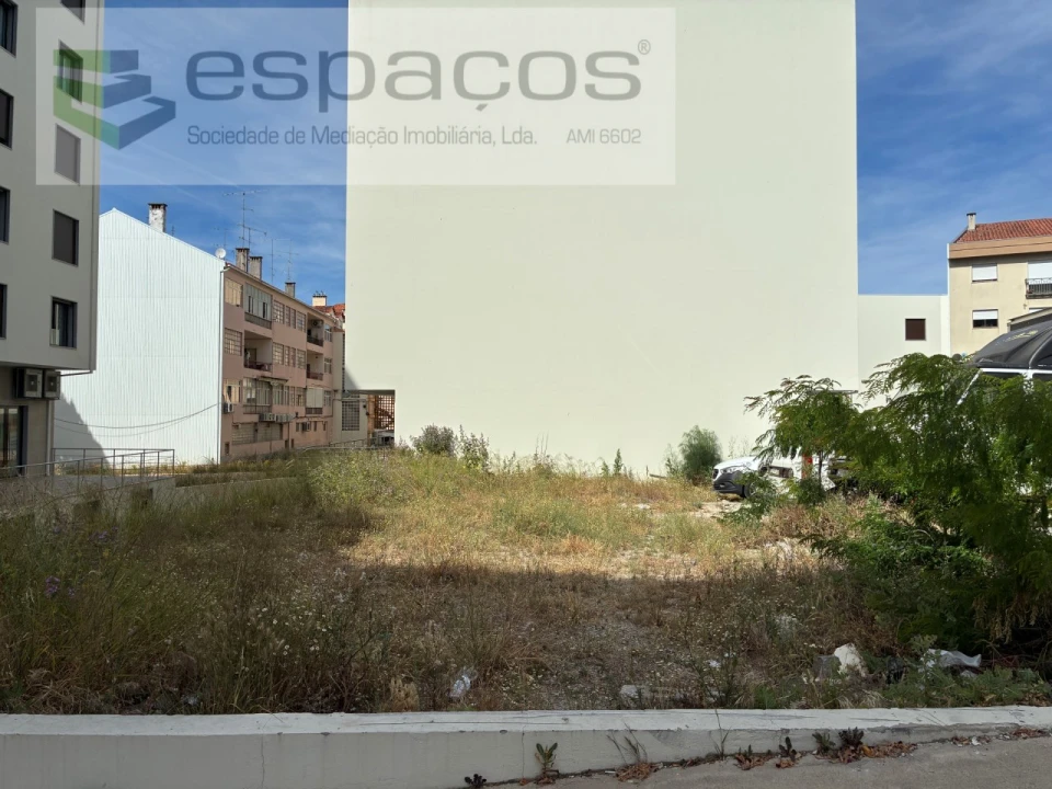 Terreno para Venda em Fundão, Valverde, Donas, A. Joanes, A. Nova Cabo Foto 1