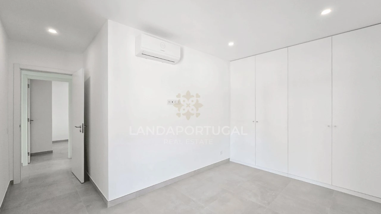 Apartamento T3 para Venda em Tavira (Santa Maria e Santiago) Foto 19