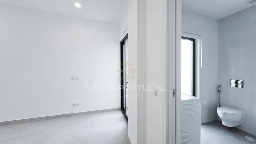Apartamento T3 para Venda em Tavira (Santa Maria e Santiago) Foto 16