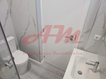 Apartamento T1 para Venda em Venteira