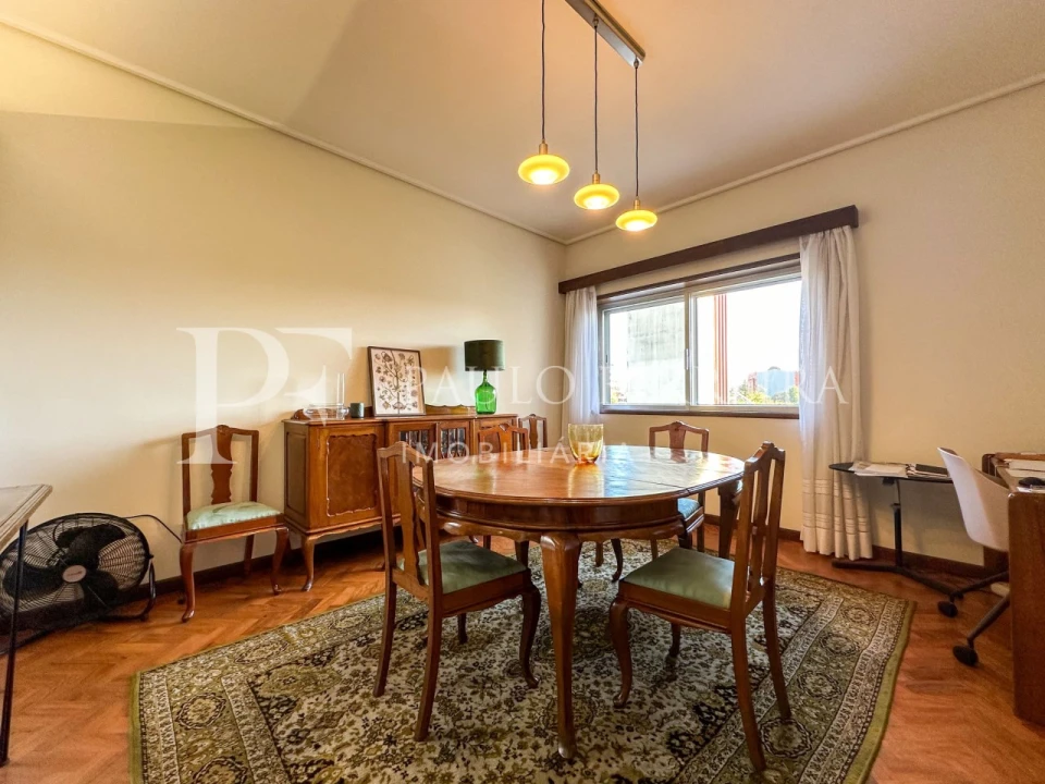 Apartamento T3 para Arrendamento em Vila Nova de Famalicão e Calendário Foto 7