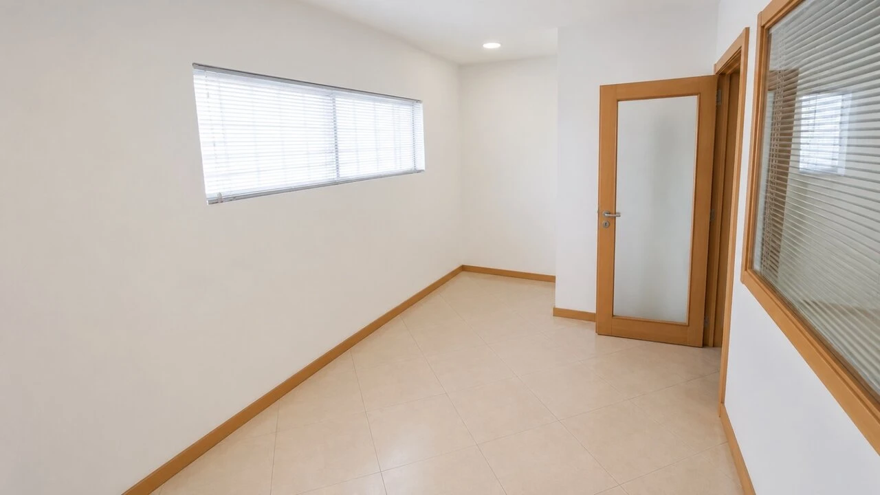 Loja para Arrendamento em Albufeira e Olhos de Água Foto 4