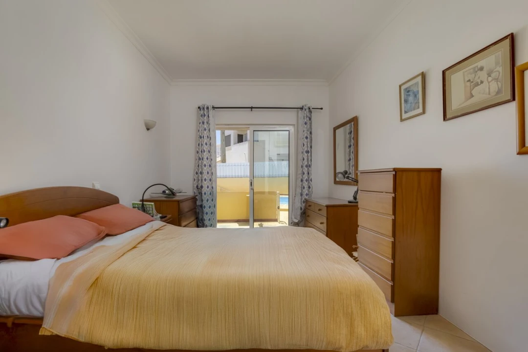 Apartamento T1 para Venda em Luz Foto 10