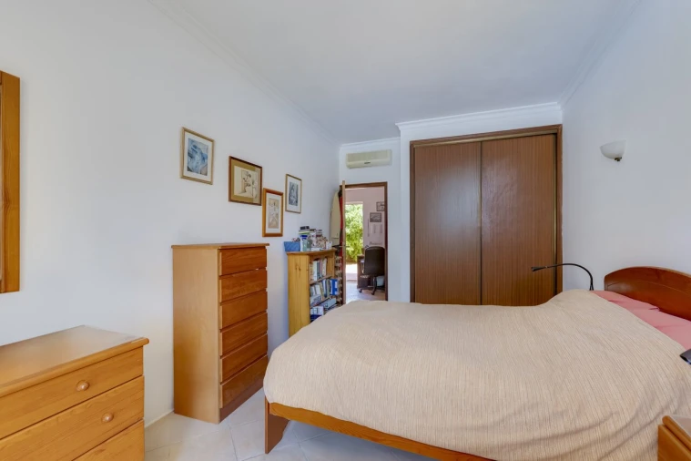 Apartamento T1 para Venda em Luz Foto 9