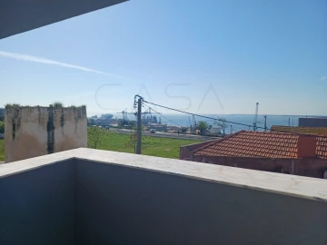 Moradia T2 para Venda em Setubal (São Sebastião)