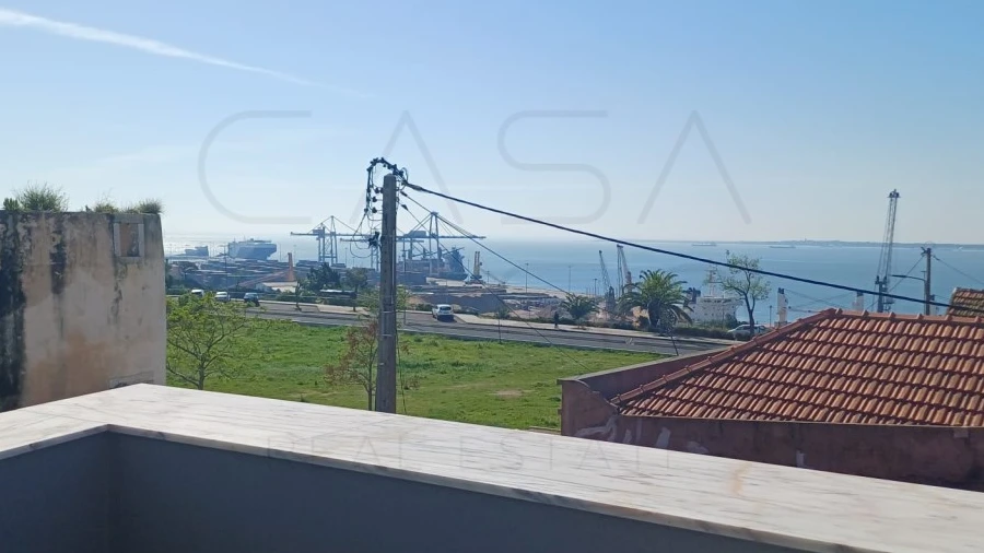 Moradia T2 para Venda em Setubal (São Sebastião)