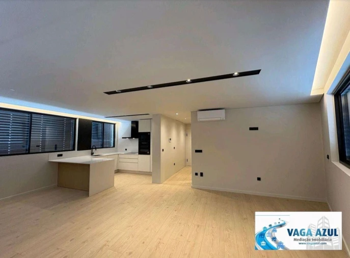 Apartamento T4 para Venda em Gondomar (São Cosme), Valbom e Jovim Foto 3