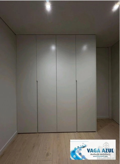 Apartamento T2 para Venda em Gondomar (São Cosme), Valbom e Jovim