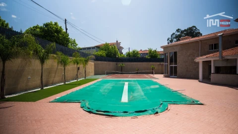 Moradia T6 para Venda em Margaride, Várzea, Lagares, Varziela, Moure