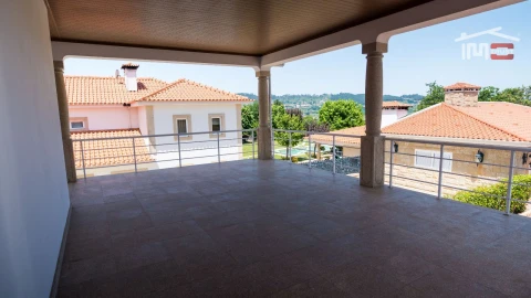 Moradia T6 para Venda em Margaride, Várzea, Lagares, Varziela, Moure