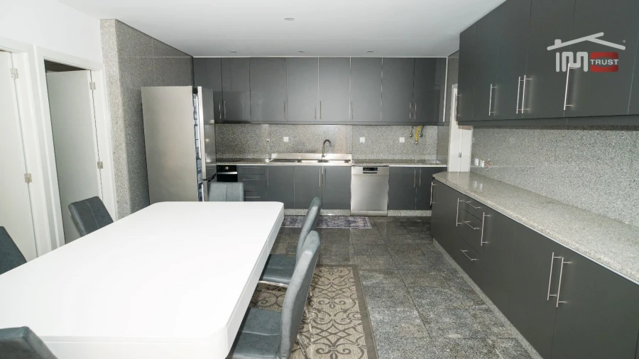 Moradia T6 para Venda em Margaride, Várzea, Lagares, Varziela, Moure Foto 8