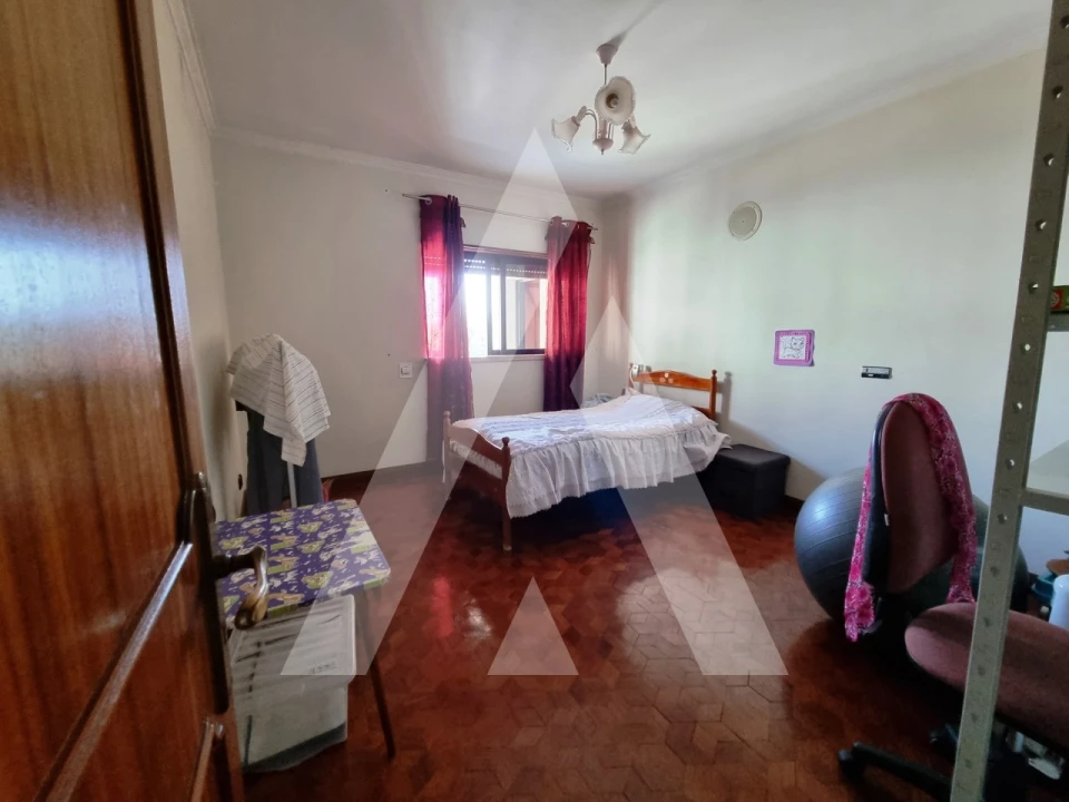 Moradia T4 para Venda em Santa Eufémia e Boa Vista Foto 23