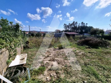Moradia T4 para Venda em Santa Eufémia e Boa Vista
