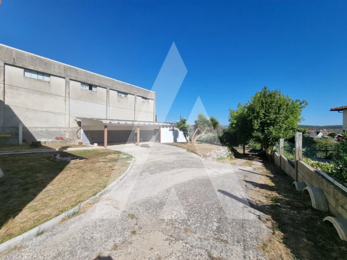 Moradia T4 para Venda em Santa Eufémia e Boa Vista Foto 46