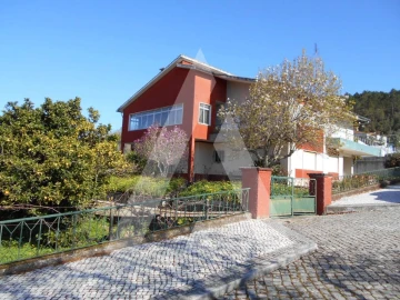 Moradia T4 para Venda em Alvaiázere