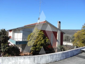 Moradia T4 para Venda em Alvaiázere