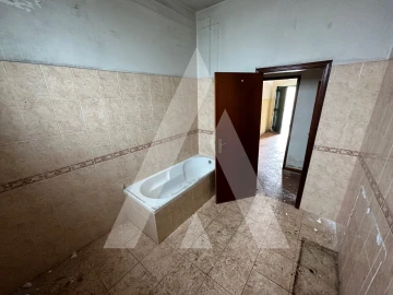 Armazém para Venda em Pussos São Pedro