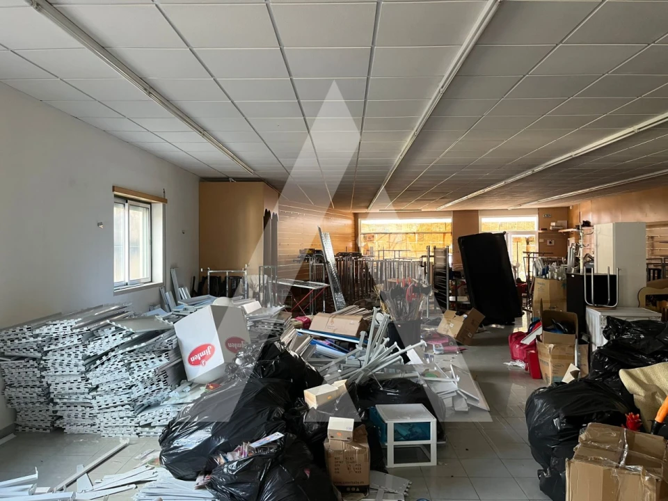 Loja para Venda em Mira de Aire Foto 10