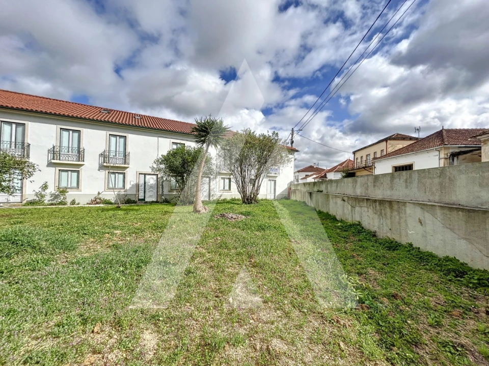 Moradia T18 para Venda em Parceiros e Azoia Foto 2