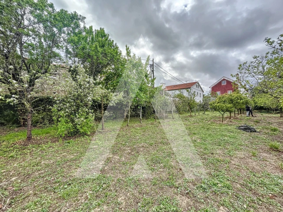 Terreno para Venda em Parceiros e Azoia Foto 16