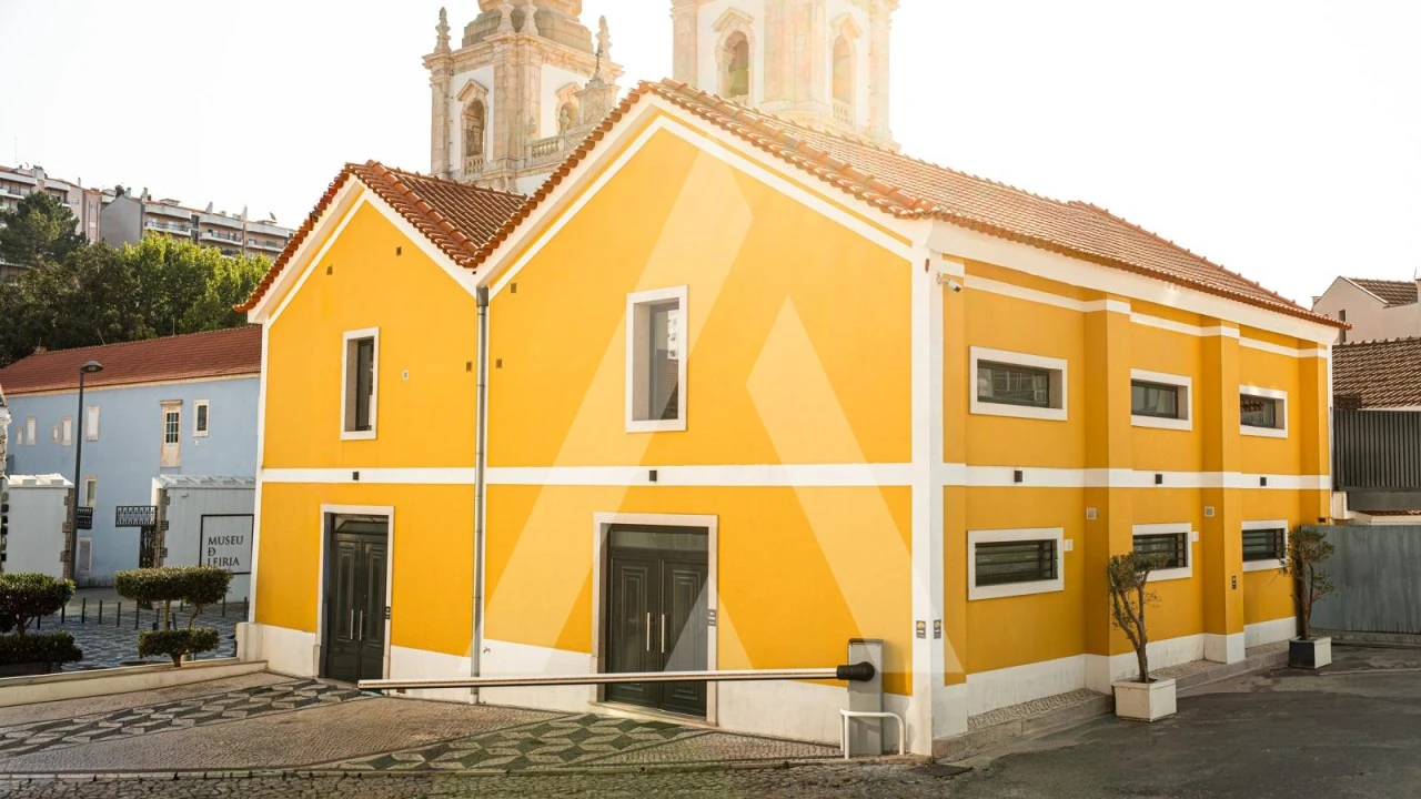 Moradia T5 para Venda em Leiria, Pousos, Barreira e Cortes Foto 97