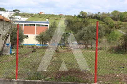Terreno para Venda em Parceiros e Azoia