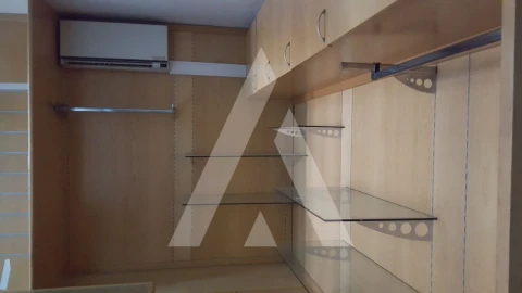Loja para Arrendamento em Leiria, Pousos, Barreira e Cortes