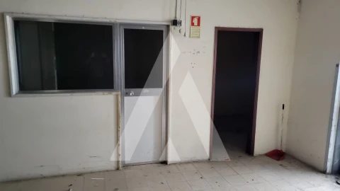 Loja para Arrendamento em Marinha Grande