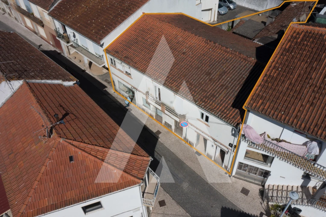 Prédio para Venda em Louriçal Foto 1