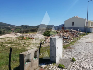 Terreno para Venda em Porto de Mós - São João Baptista e São Pedro