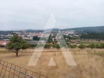 Terreno para Venda em Porto de Mós - São João Baptista e São Pedro