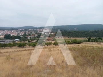 Terreno para Venda em Porto de Mós - São João Baptista e São Pedro