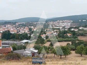 Terreno para Venda em Porto de Mós - São João Baptista e São Pedro