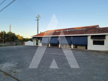 Armazém para Venda em Batalha