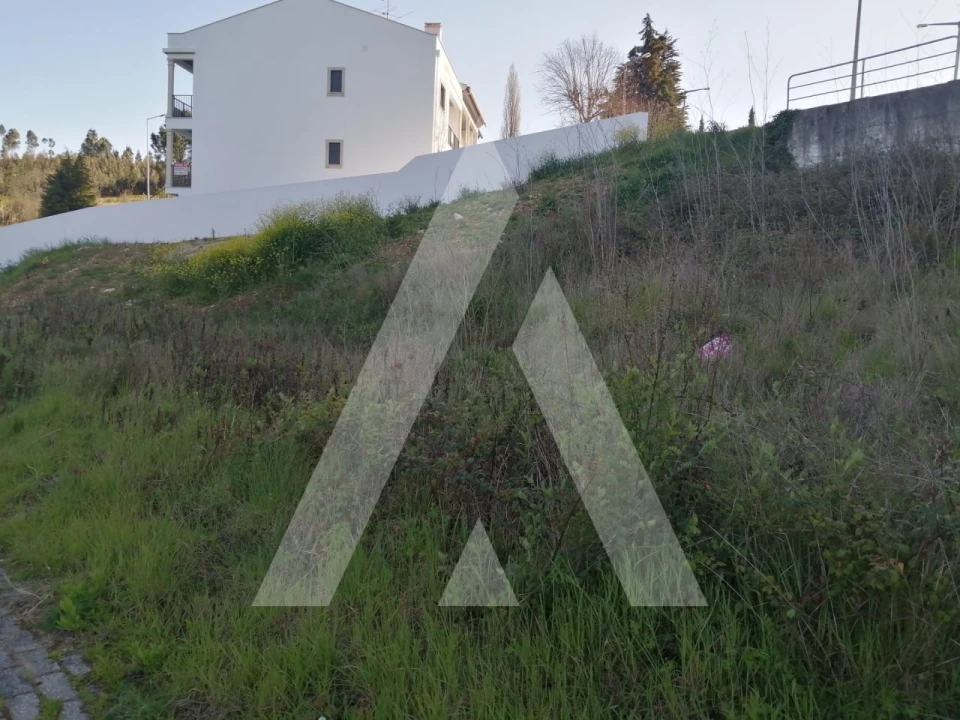 Terreno para Venda em Leiria, Pousos, Barreira e Cortes Foto 1
