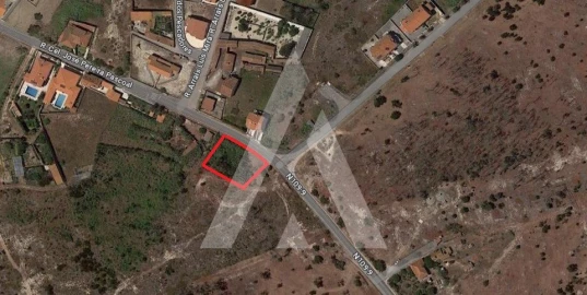 Terreno para Venda em Coimbrão
