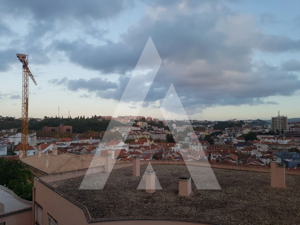 Moradia T12 para Venda em Leiria, Pousos, Barreira e Cortes Foto 7