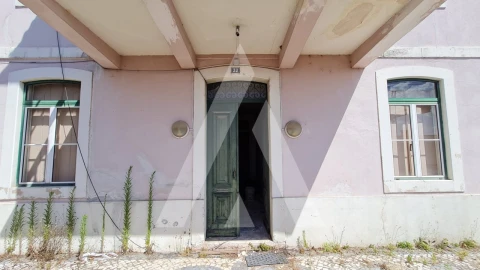 Moradia T12 para Venda em Leiria, Pousos, Barreira e Cortes